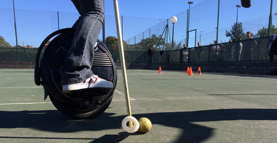 découvrez l'univers du polo sport : son histoire captivante, les règles essentielles du jeu et les équipements indispensables pour pratiquer ce sport élégant et exigeant.